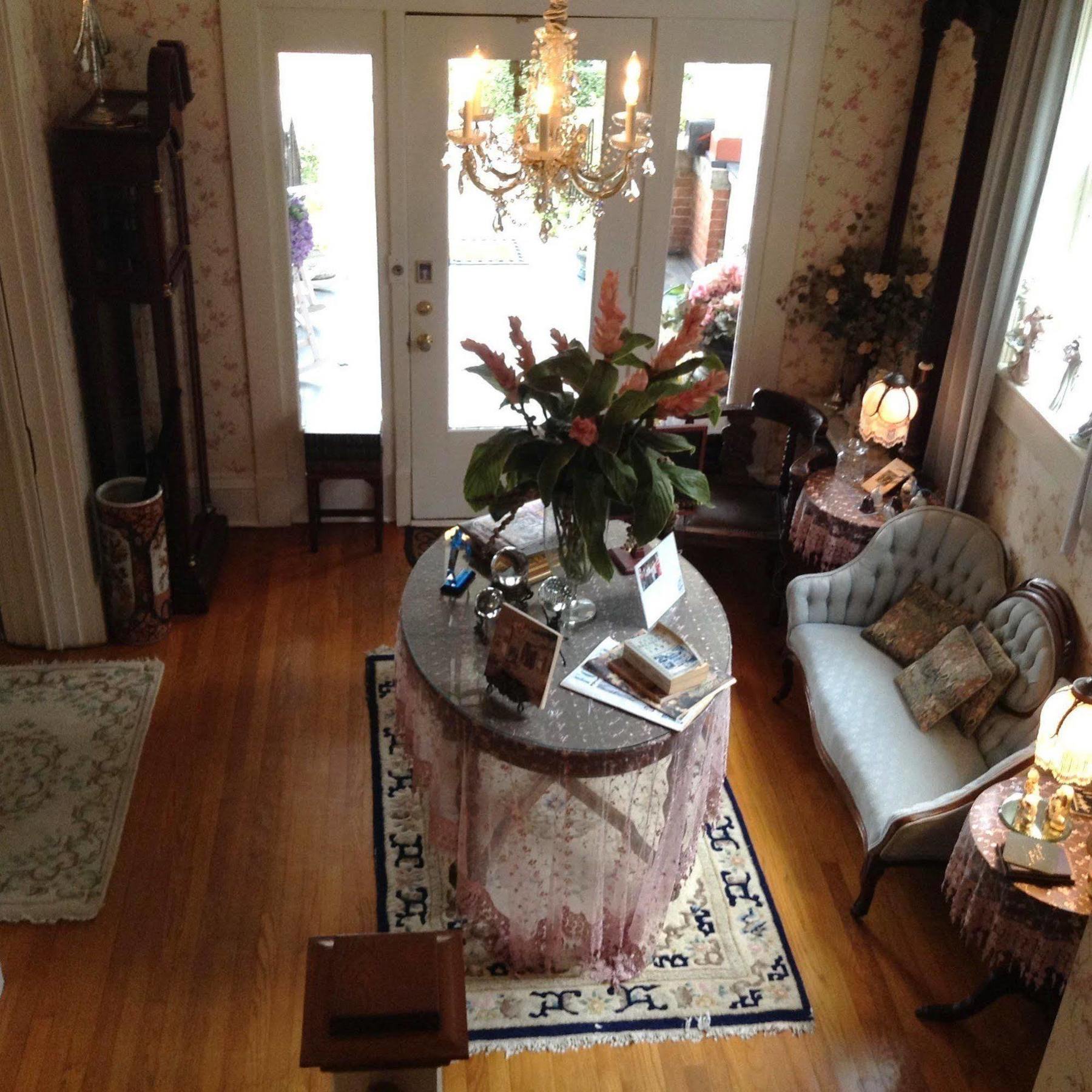 2439 Fairfield "A Bed And Breakfast" シュリーブポート エクステリア 写真